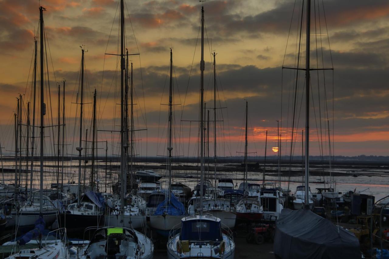 The Victory At Mersea West Mersea Εξωτερικό φωτογραφία